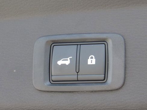 Used 2025 Mitsubishi Outlander SE FWD image 6