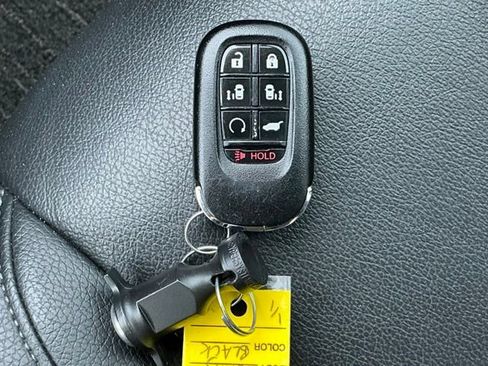 Used 2025 Honda Odyssey Touring image 36