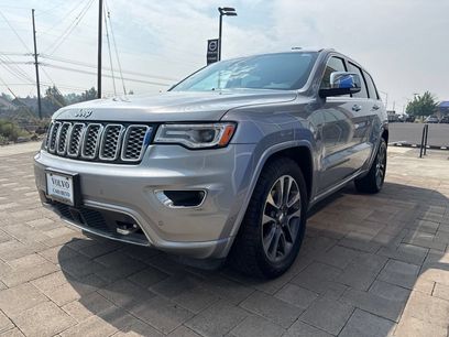 Used 2017 Jeep Grand Cherokee Overland w/ Jeep Active Safety Group