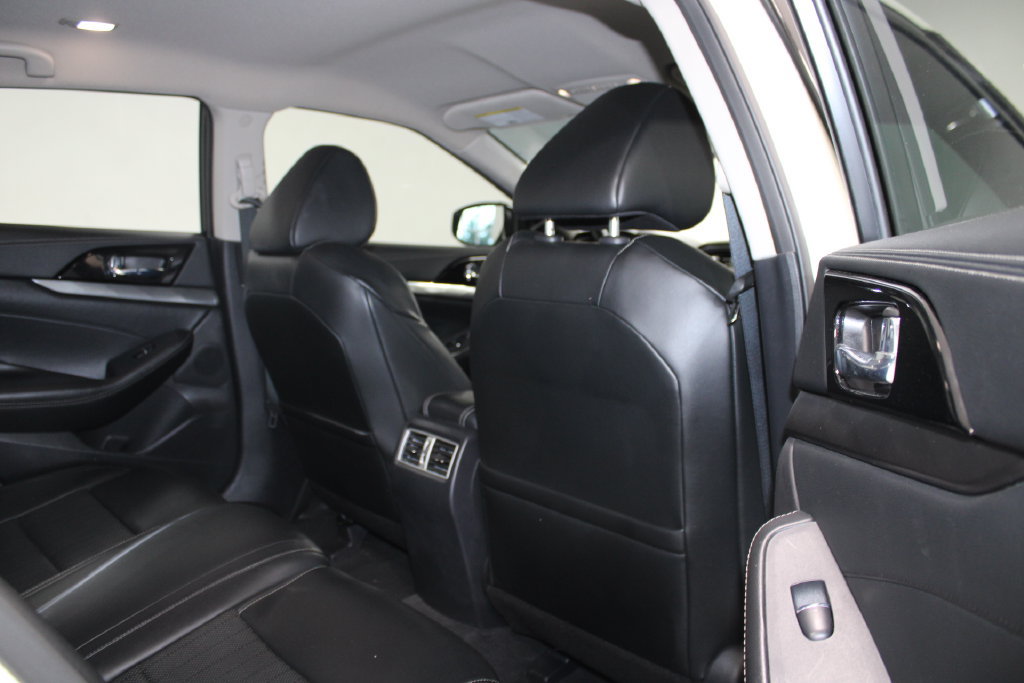 Used 2023 Nissan Maxima SV w/ Floor Mat Group FWD image 22