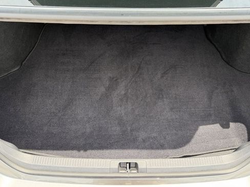 Used 2025 Toyota Camry SE FWD image 30