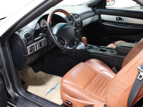 Used 2003 Ford Thunderbird RWD image 11