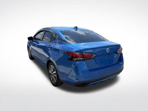 Used 2020 Nissan Versa SV FWD image 7