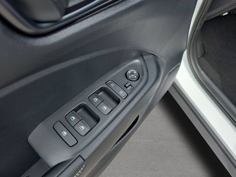 Certified 2026 Hyundai Venue SEL FWD image 16