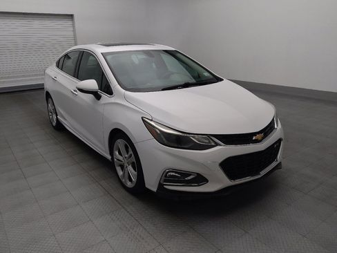 Used 2017 Chevrolet Cruze Premier FWD image 13