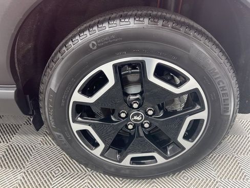 Used 2024 Ford Bronco Sport Outer Banks w/ Tech Package image 11