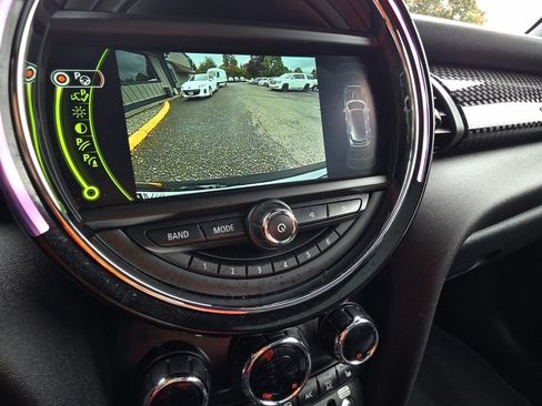 Used 2018 MINI Cooper S FWD image 10