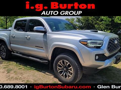 Used 2023 Toyota Tacoma TRD Sport AWD/4WD image 1