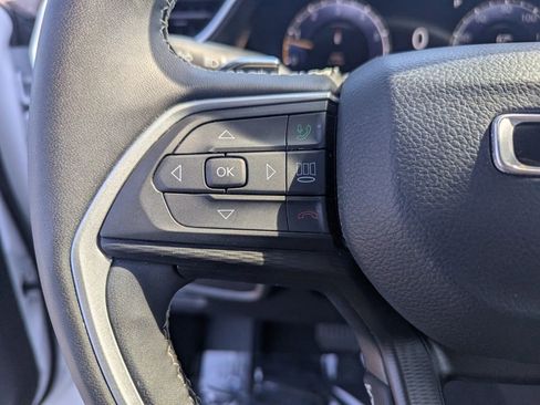 Used 2023 Jeep Grand Cherokee Altitude image 27