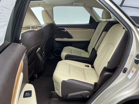 Used 2018 Lexus RX 450hL Premium image 19