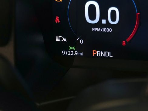 Certified 2025 Ford Explorer Platinum w/ Ultimate Package AWD/4WD image 18