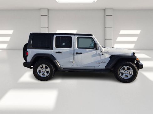Certified 2019 Jeep Wrangler Unlimited Sport S image 6
