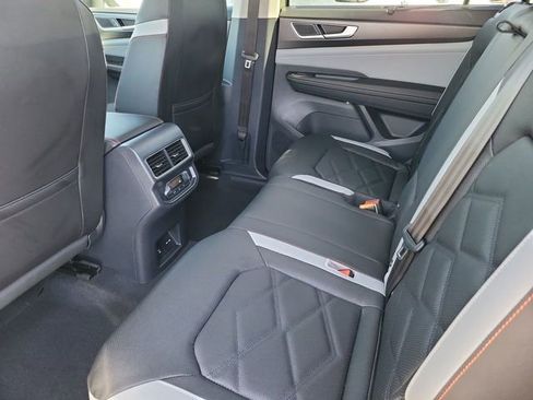 New 2026 Volkswagen Atlas Peak Edition AWD/4WD image 13