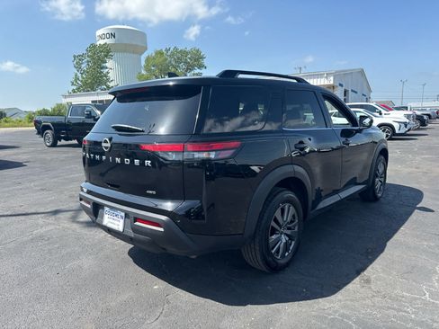 Used 2025 Nissan Pathfinder SV AWD/4WD image 5
