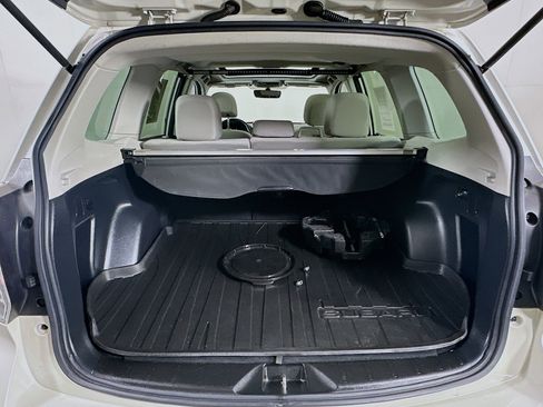 Used 2017 Subaru Forester 2.5i Premium image 27