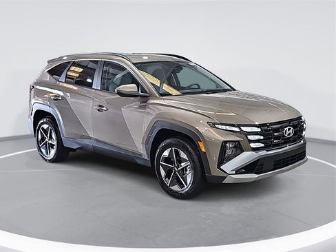 New 2026 Hyundai Tucson SEL image 3