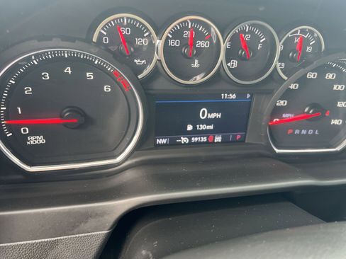 Used 2023 Chevrolet Silverado 2500 Custom w/ Custom Value Package image 17