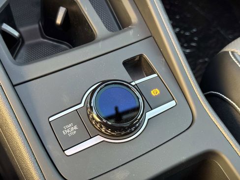 New 2026 Volkswagen Tiguan SE image 27