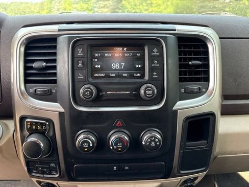 Used 2017 RAM 1500 Classic SLT AWD/4WD image 7