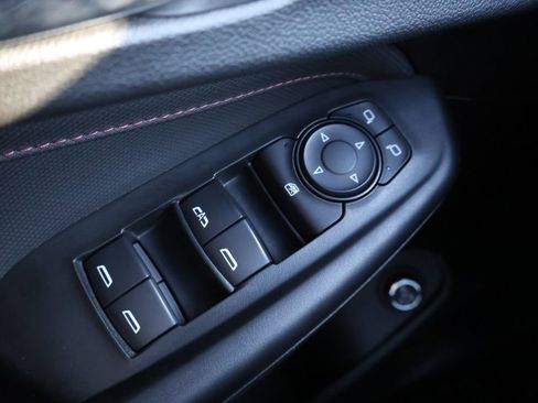 Certified 2023 Chevrolet TrailBlazer RS w/ Sun and Liftgate Package image 38