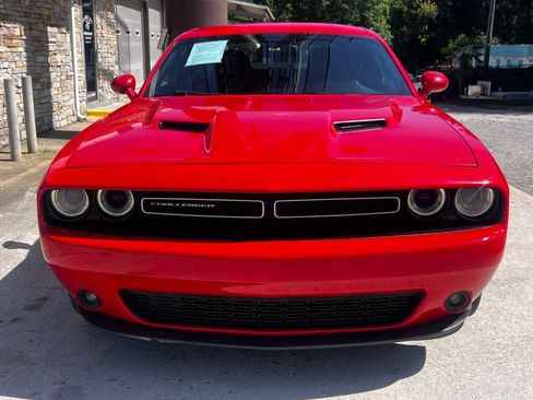 Used 2015 Dodge Challenger SXT Plus w/ Premium Sound Group RWD image 9