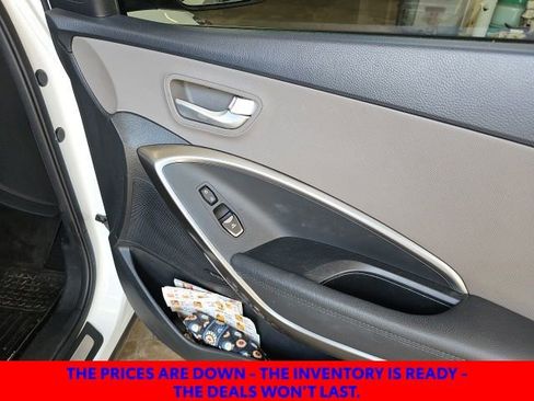 Used 2018 Hyundai Santa Fe Sport w/ Cargo Package FWD image 25