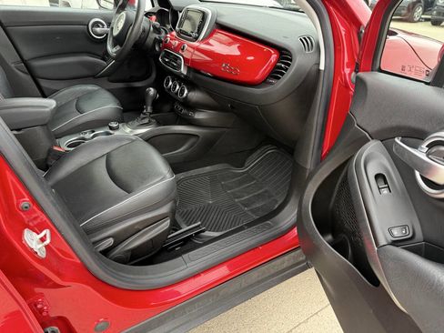 Used 2016 FIAT 500X Lounge image 11