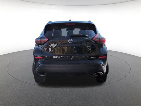 Used 2024 Nissan Murano SV w/ SV Midnight Edition Package image 6