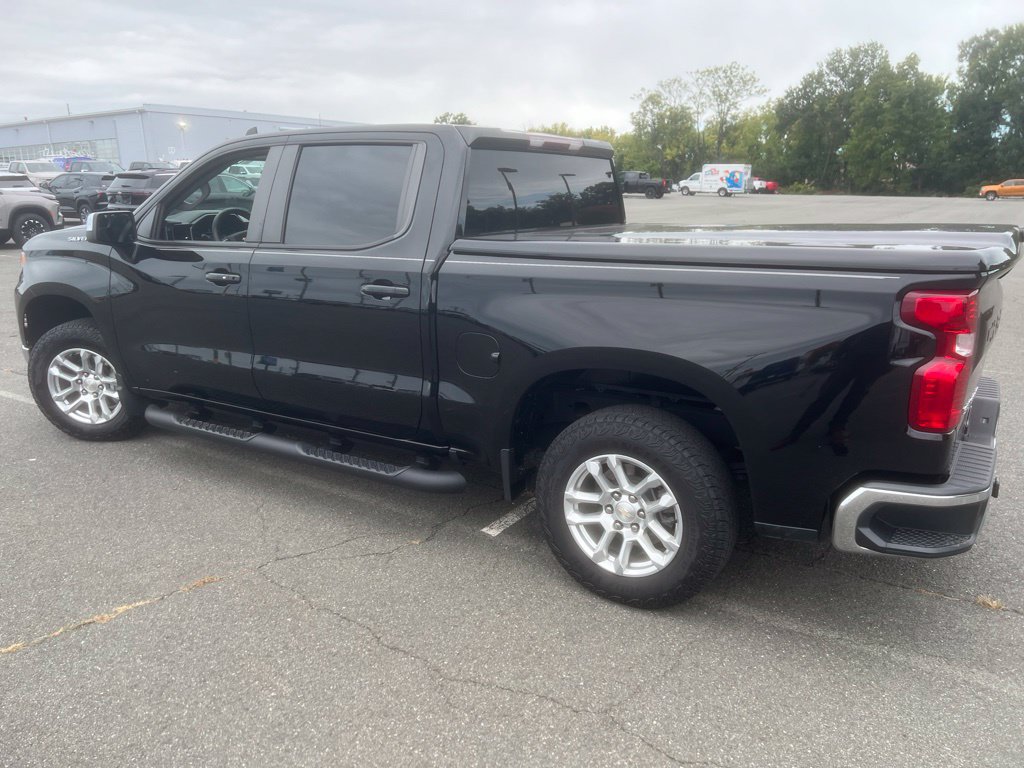 Certified 2023 Chevrolet Silverado 1500 LT RWD image 2