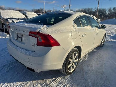 Used 2016 Volvo S60 T5 Premier image 5