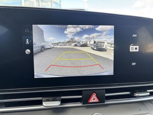 Used 2025 Hyundai Elantra SEL FWD image 30