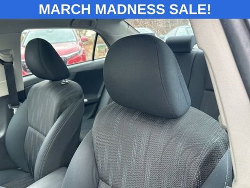 Used 2012 Toyota Corolla S image 7