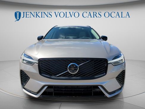 New 2026 Volvo XC60 B5 Ultra w/ Climate Package image 8