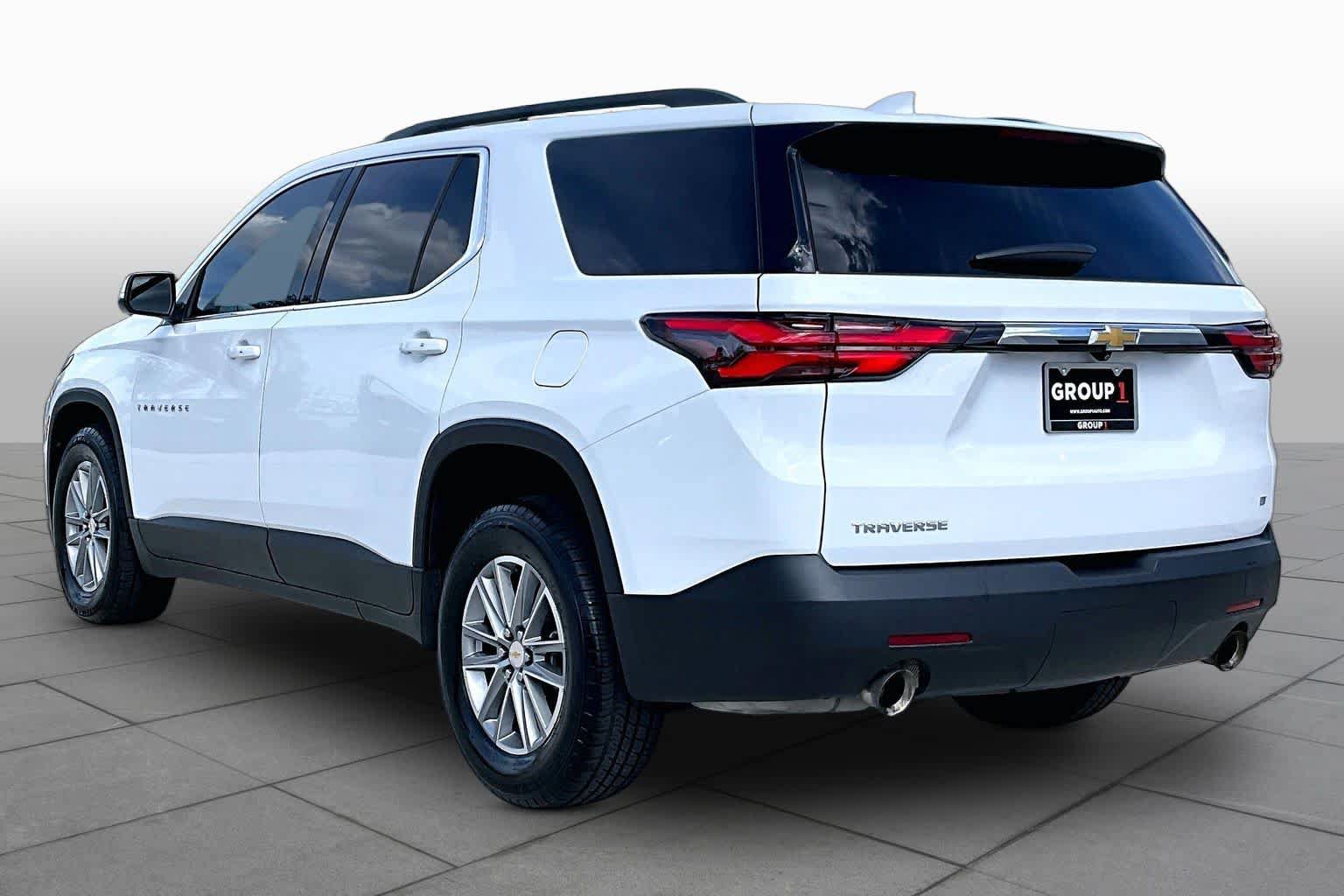 Used 2023 Chevrolet Traverse LT FWD image 23