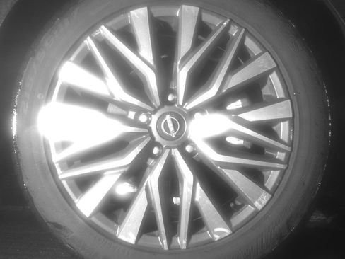 Used 2025 Nissan Altima 2.5 SV FWD image 13