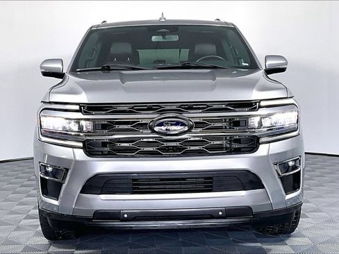Used 2024 Ford Expedition Max Limited RWD image 3
