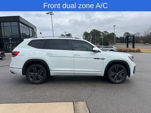 Used 2022 Volkswagen Atlas SEL R-Line image 4