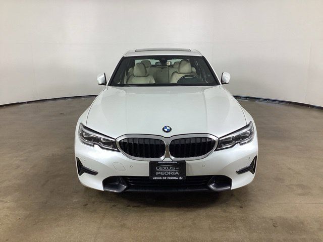 Used 2019 BMW 330i xDrive Sedan w/ Premium Package AWD/4WD image 2