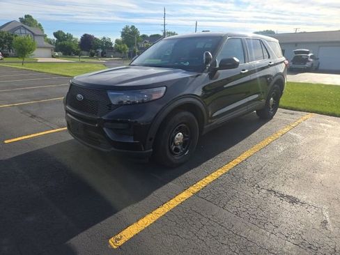 Used 2023 Ford Explorer 4WD Police Interceptor image 3