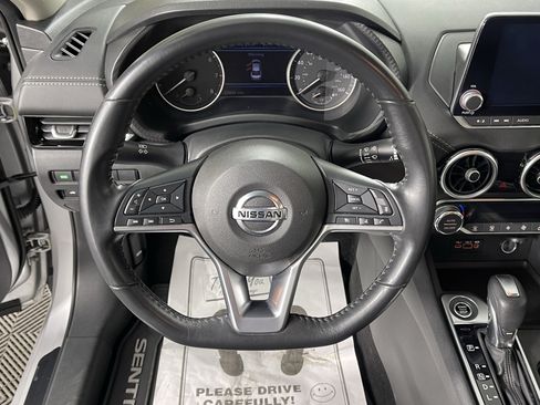 Used 2021 Nissan Sentra SV FWD image 13