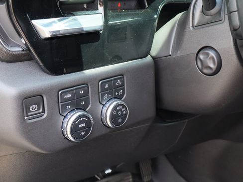 Certified 2023 GMC Sierra 1500 SLT w/ SLT Premium Package AWD/4WD image 13