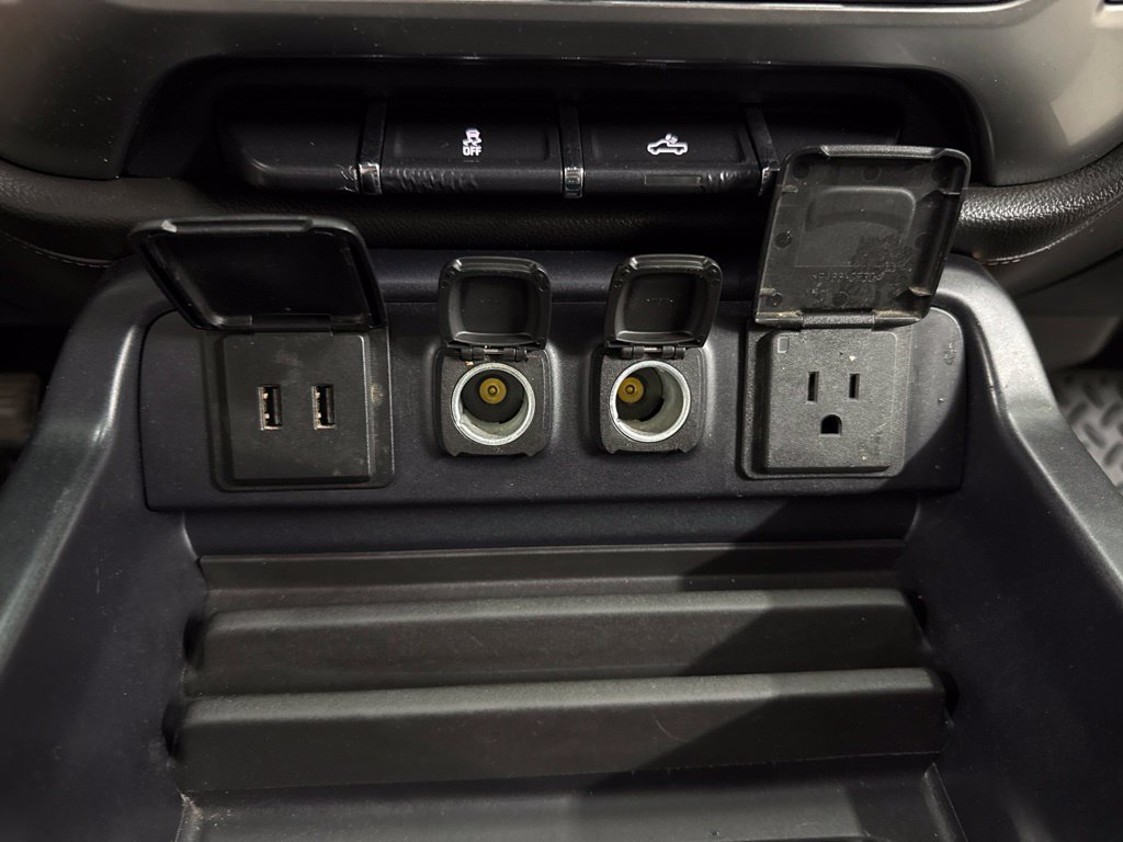 Used 2017 Chevrolet Silverado 1500 LTZ w/ Sport Package AWD/4WD image 21
