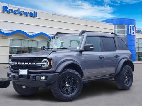 Used 2023 Ford Bronco Wildtrak image 1