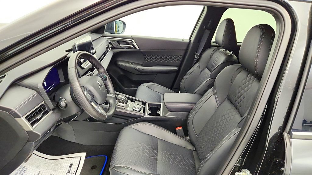 Used 2025 Mitsubishi Outlander SEL Black Edition AWD/4WD image 20