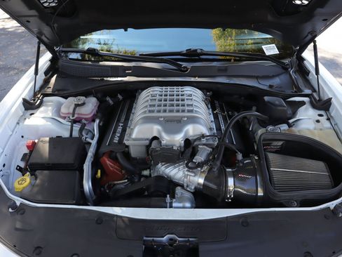 Used 2022 Dodge Charger SRT Hellcat w/ Harman/Kardon Audio Group image 30