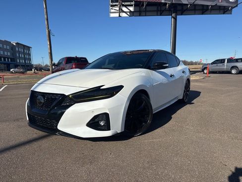 Used 2023 Nissan Maxima Platinum w/ Sport Mat Group image 5