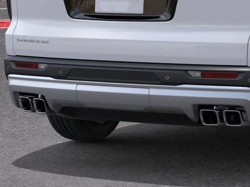 New 2026 Chevrolet Traverse LT w/ Driver Confidence Package FWD image 14