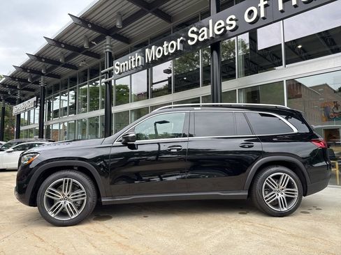 Certified 2025 Mercedes-Benz GLS 450 4MATIC image 5