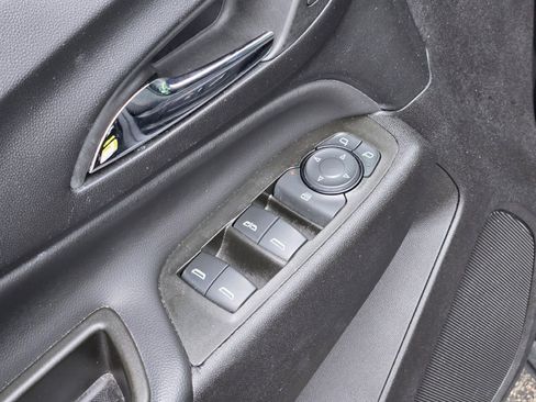 Certified 2024 Chevrolet Equinox LT FWD image 22