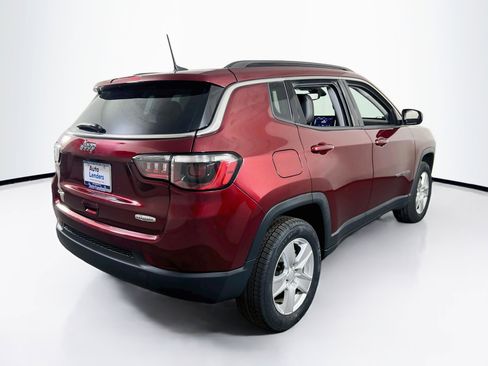 Used 2022 Jeep Compass Latitude AWD/4WD image 5